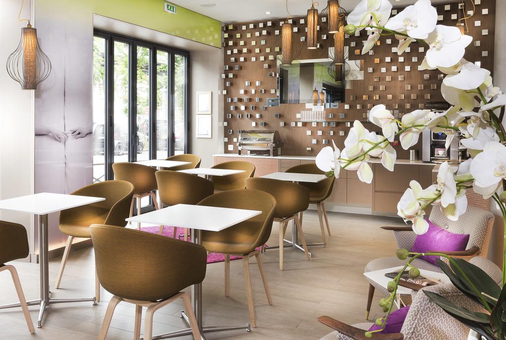Hotel Eiffel Segur