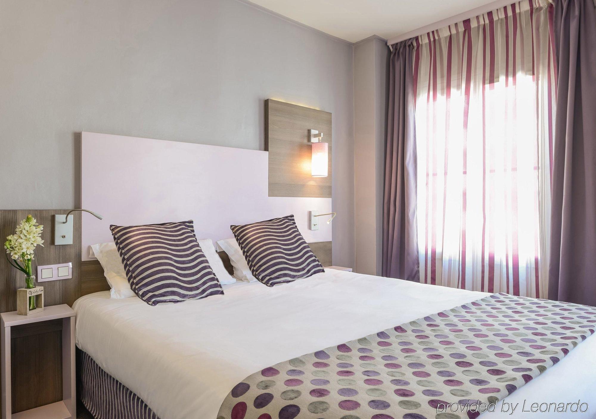 De Charonne 3* Paris