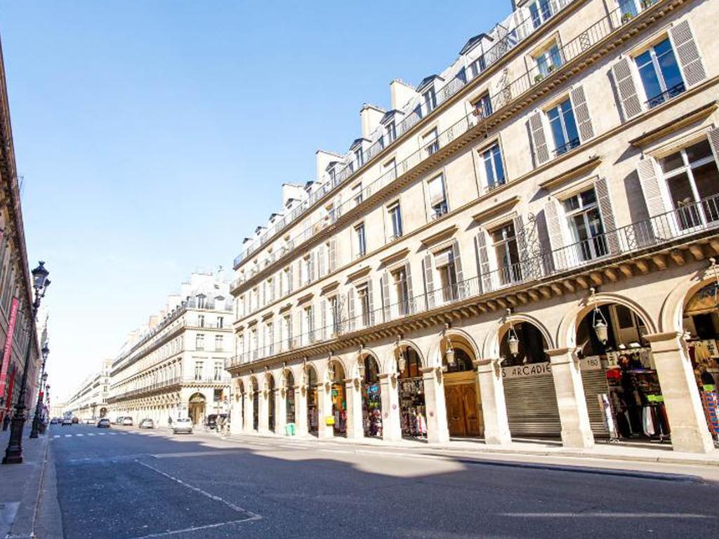 Du Louvre Paris
