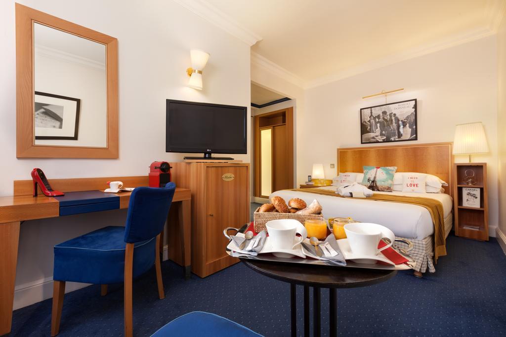 Waldorf Trocadéro Tour Eiffel Hotel 4*