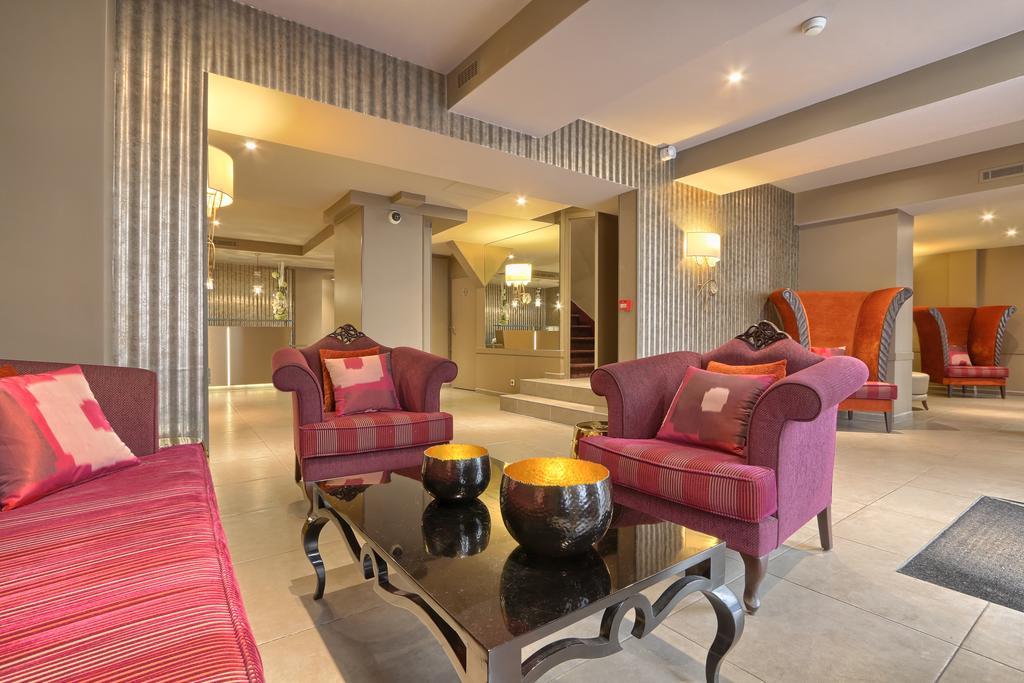 Mondial Hotel Paris