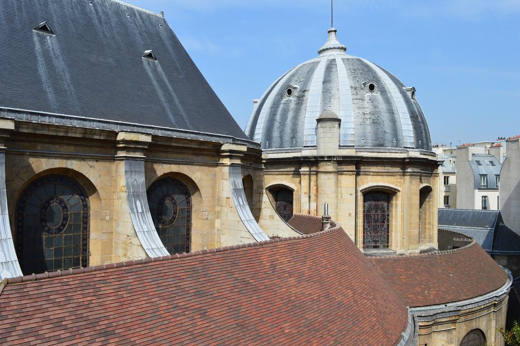 Lumen Louvre Hotel