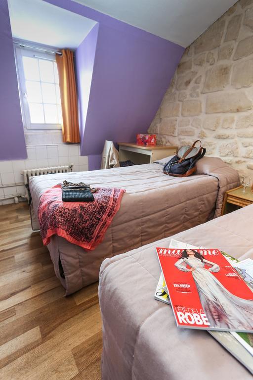 Le Montclair Montmartre By River Hostel