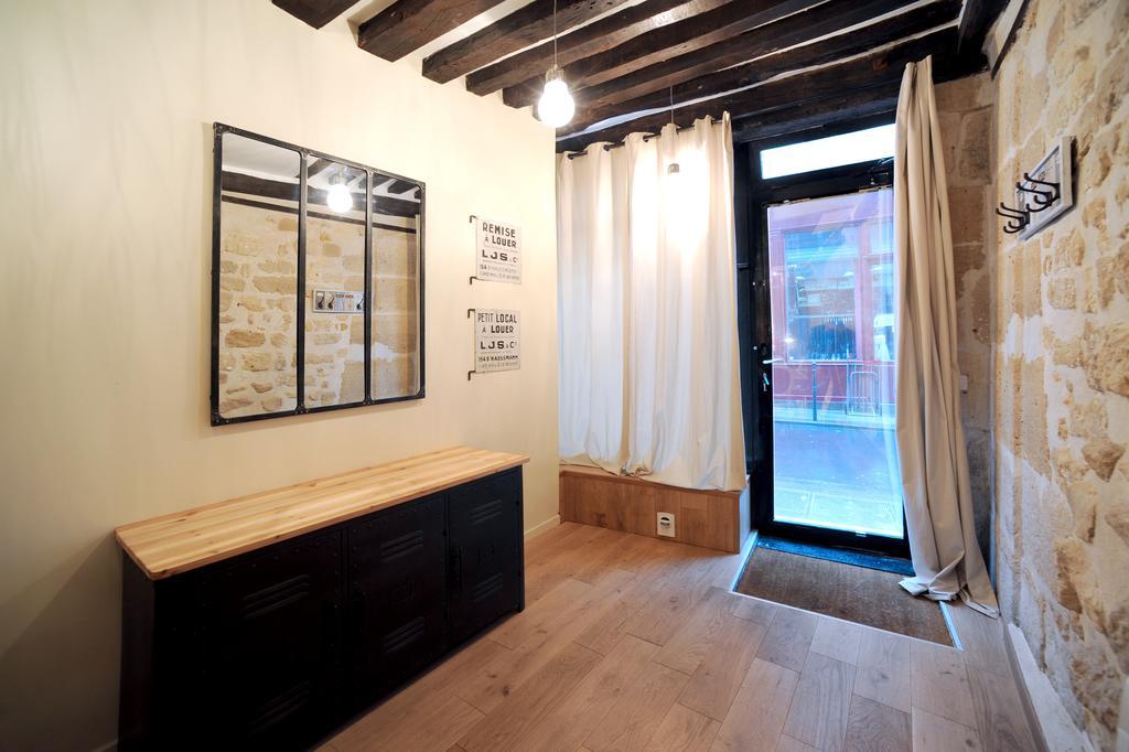 Unique Loft In Le Marais * Paris