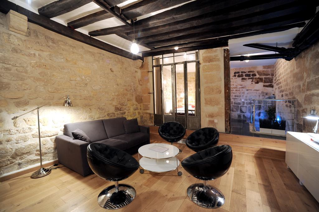 Unique Loft In Le Marais Apartment Paris
