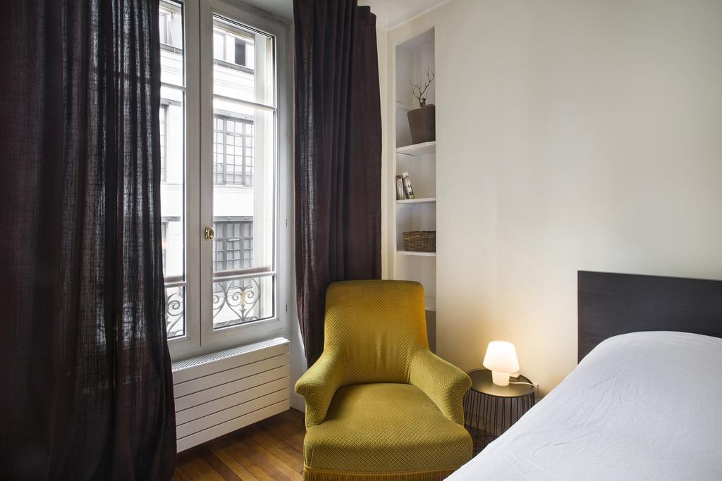 Folie Mericourt Apartment Paris