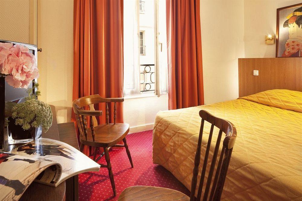 Saint Roch Hotel 2*