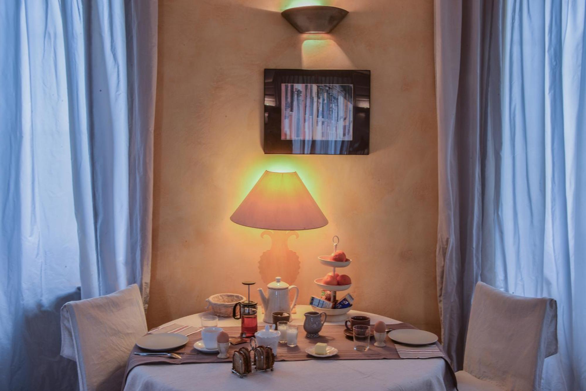 Couette-café Charmilles Des Cordeliers 3*