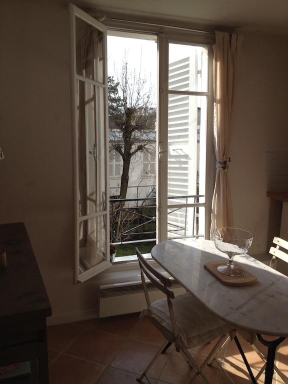 A Garden In Montmartre