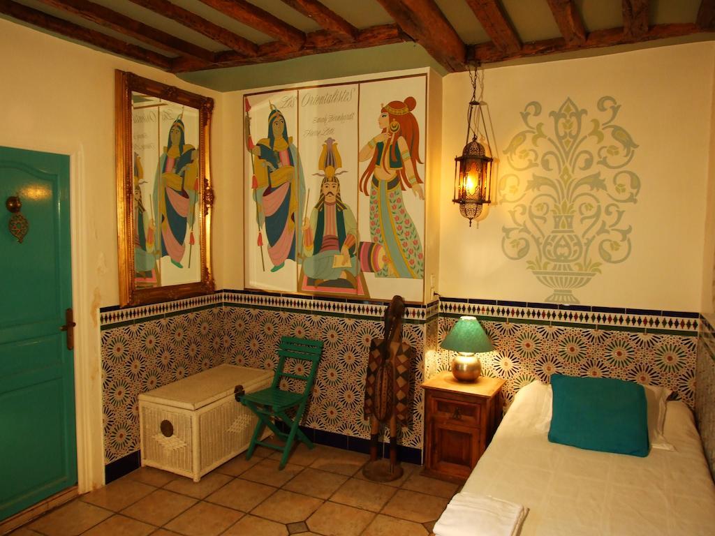 Hotel De Nesle Paris
