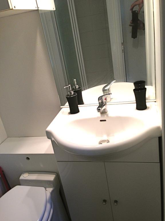 Apartment Place Du Marche St Honore