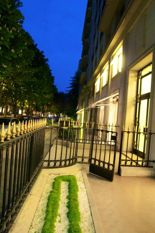 The Studio Champs Elysees Paris