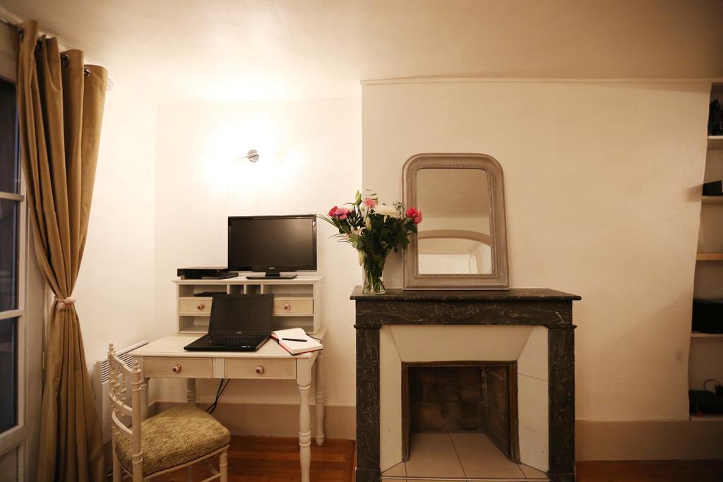 Apartment Moulin Rouge Backstage *