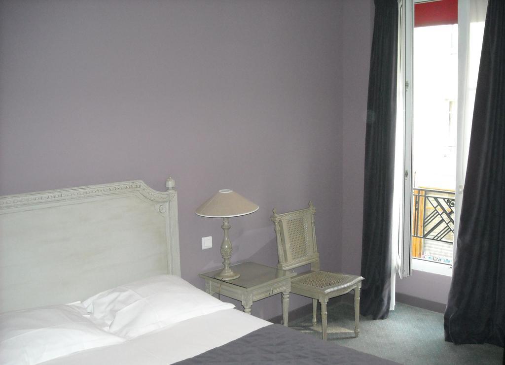 Hotel Cardinal Rive Gauche 3*