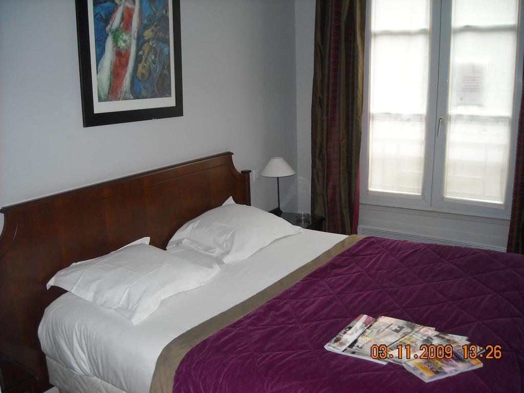 Hotel Cardinal Rive Gauche 3*