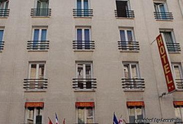 Hotel Hipotel Pere-lachaise Republique 3*