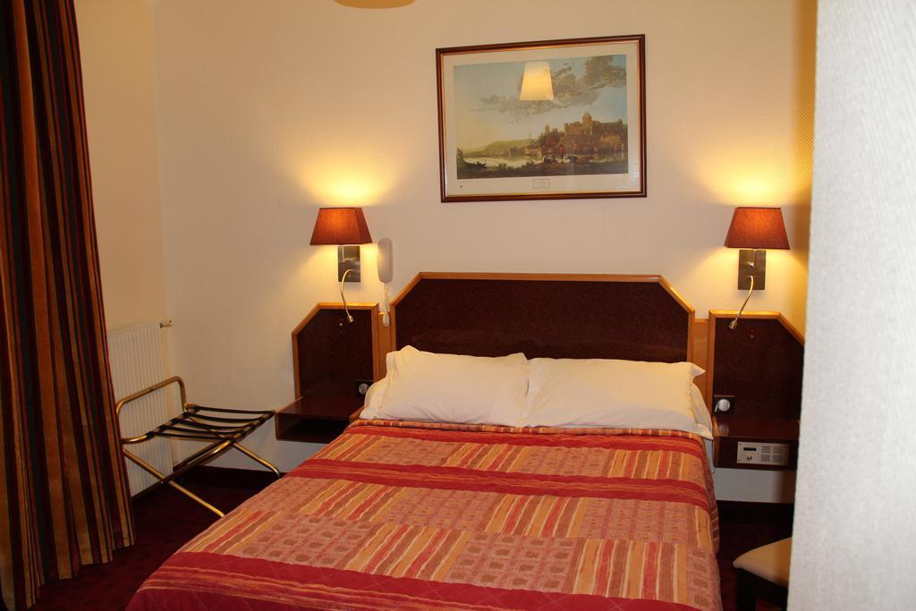 Hotel Les Deux Gares 4*