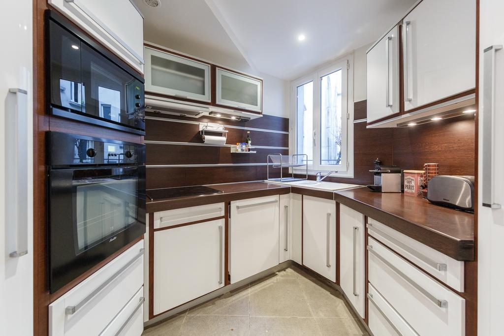 Apartment Rue Le Marois *