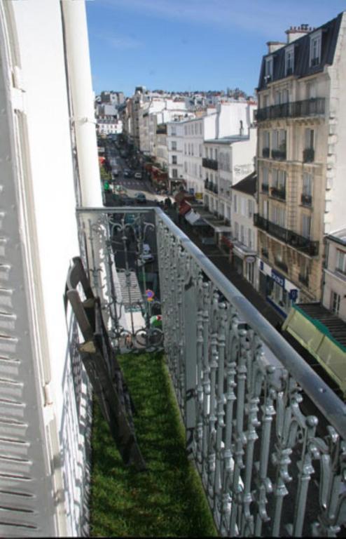 Blanche Montmartre Hotel 2*
