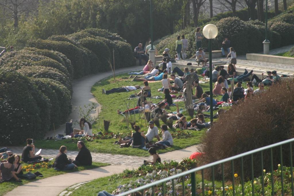 De La Mare Paris