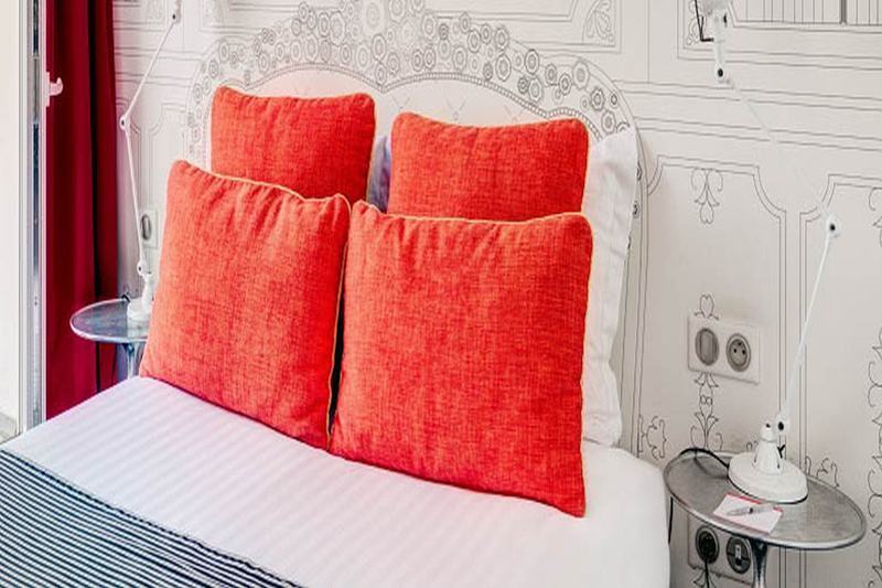 Joyce - Astotel Paris