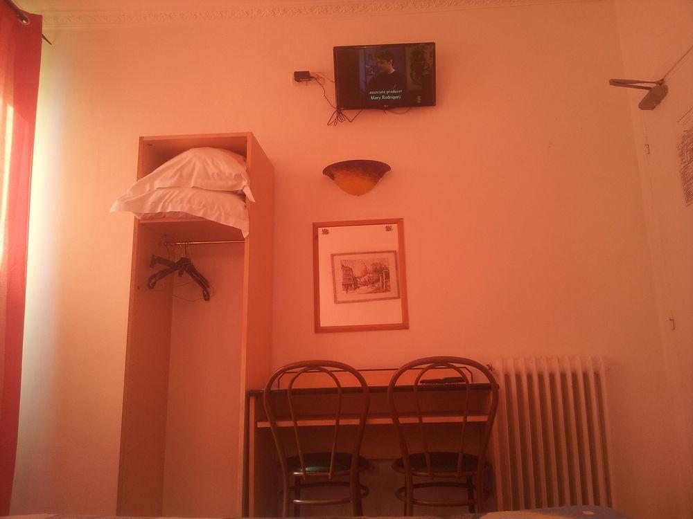 Hotel Ideal Paris