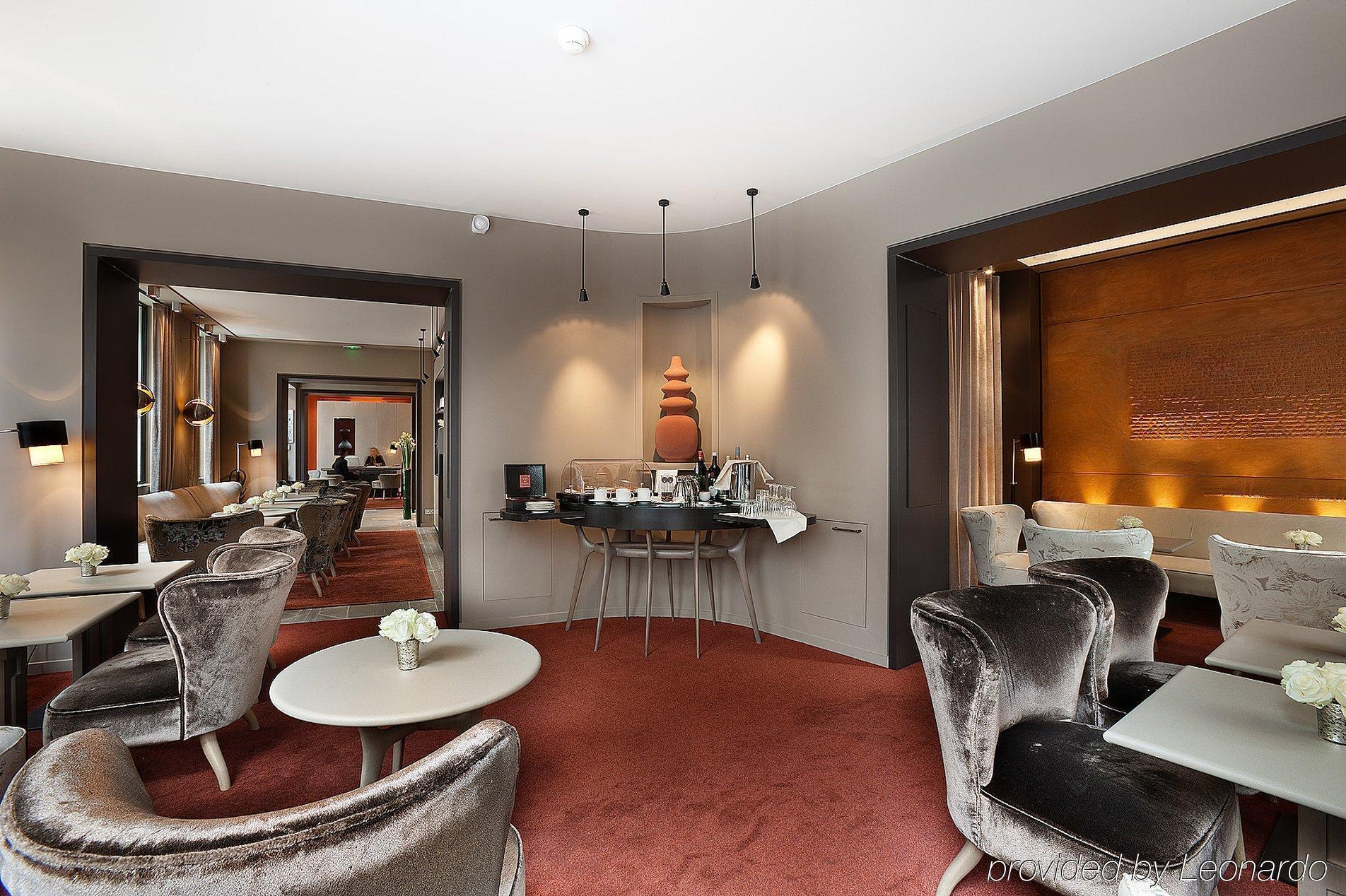 Hotel Le Pavillon Des Lettres 4*