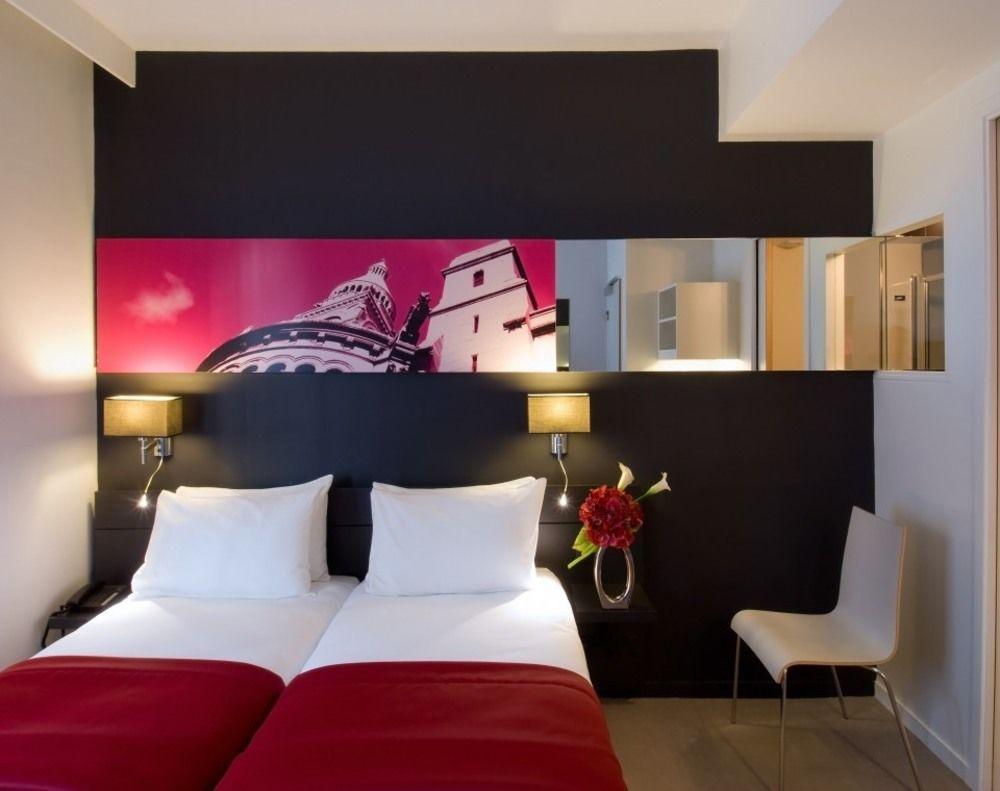 Hotel Le Bailli De Suffren Paris