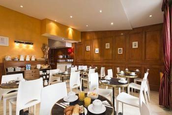 Hotel Korner Montmartre 3*