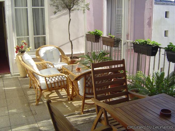 Hotel Poussin 3*
