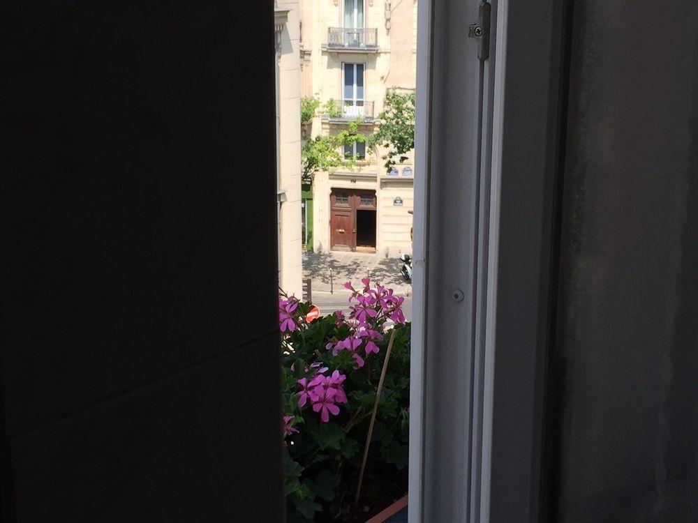 Hotel Ecole 3*