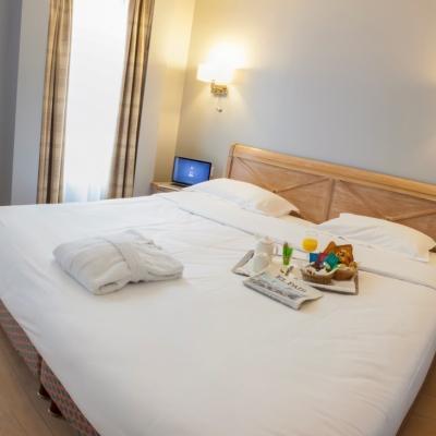 Hotel Royal Garden Champs-elysees
