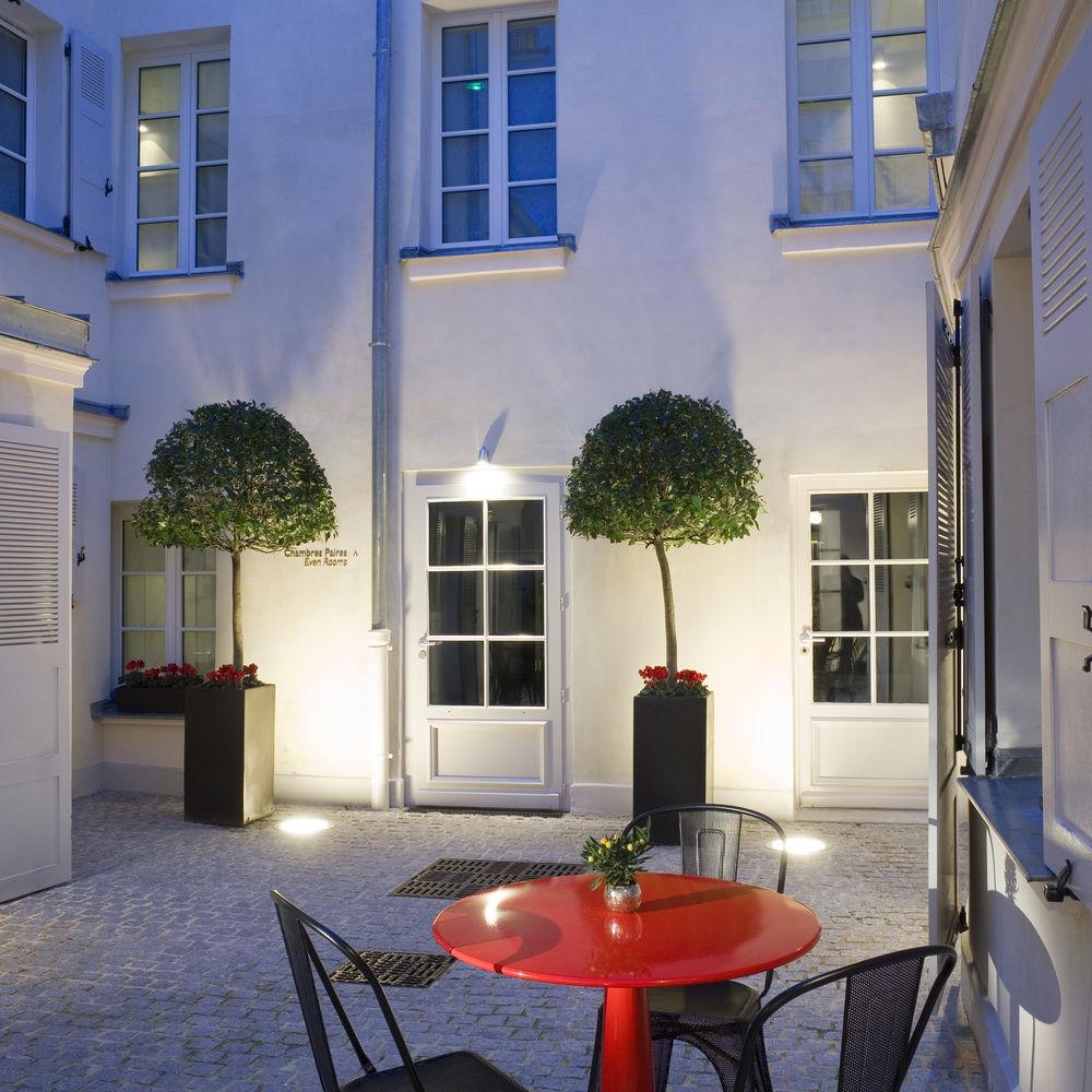 Saint Dominique Hotel Paris