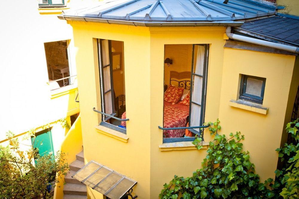 De La Tulipe Hotel 3*