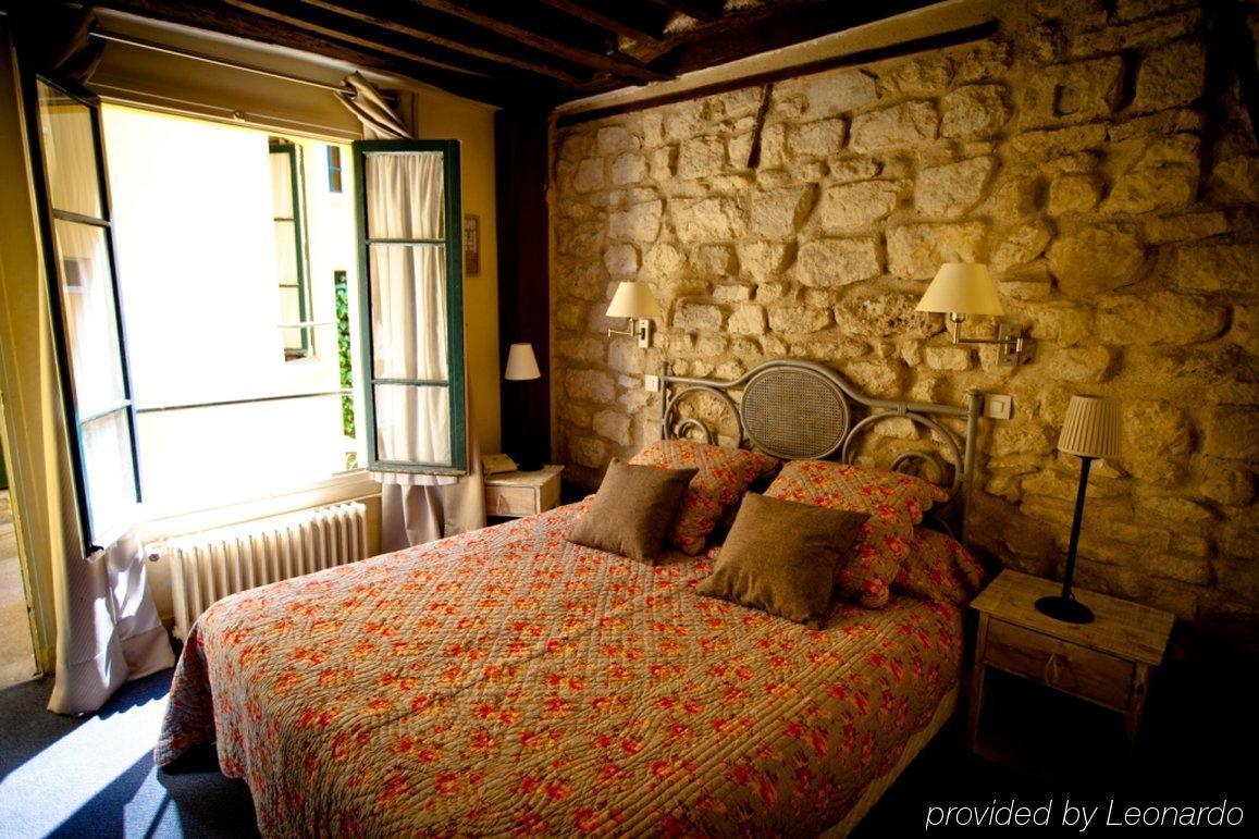 De La Tulipe Hotel 3*