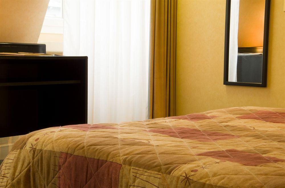 Vaugirard Hotel Paris