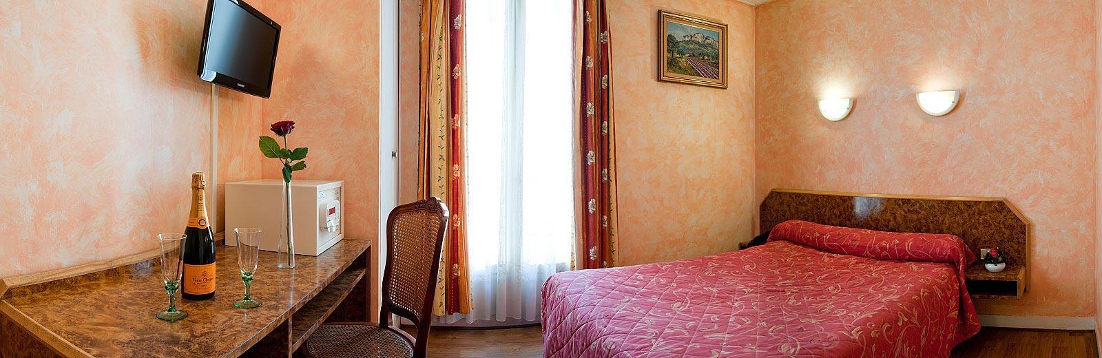 Legendre Hotel 2*