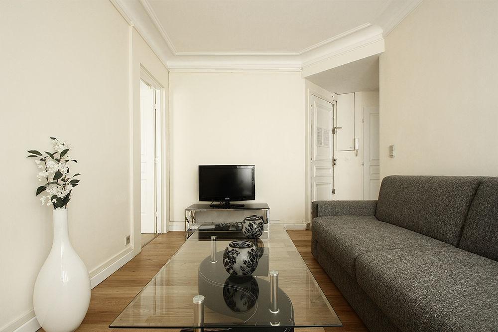 Apts Bridgestreet Champs Elysees Hotel
