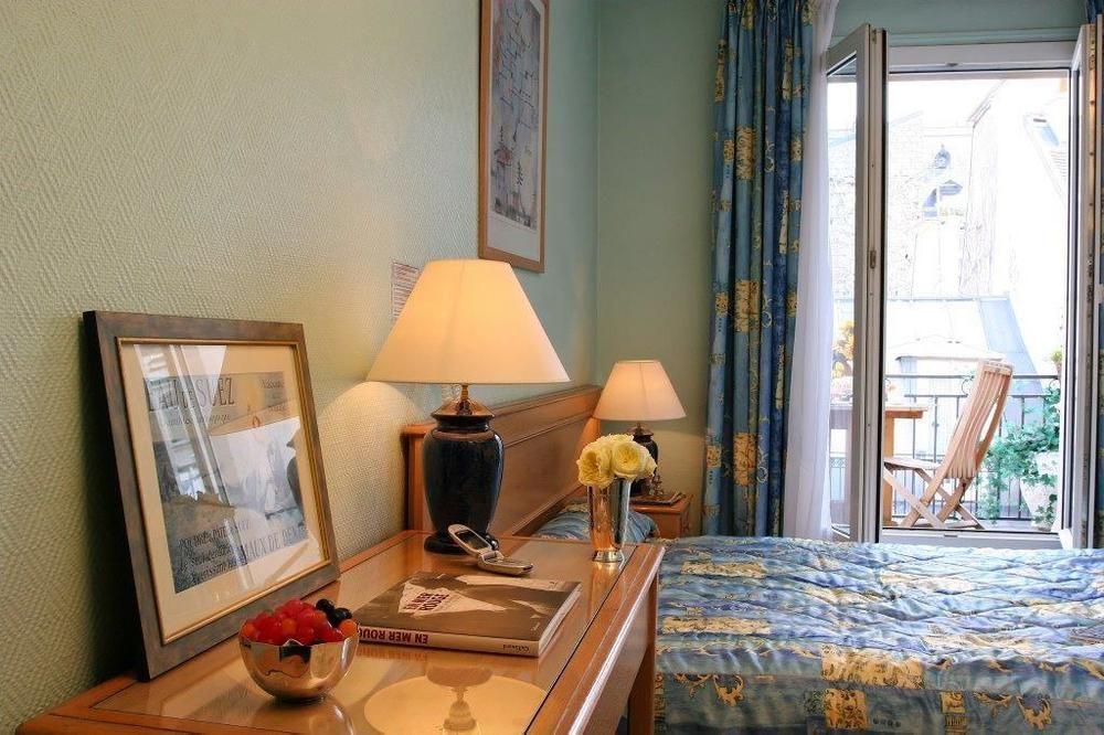 De Suez Hotel Paris