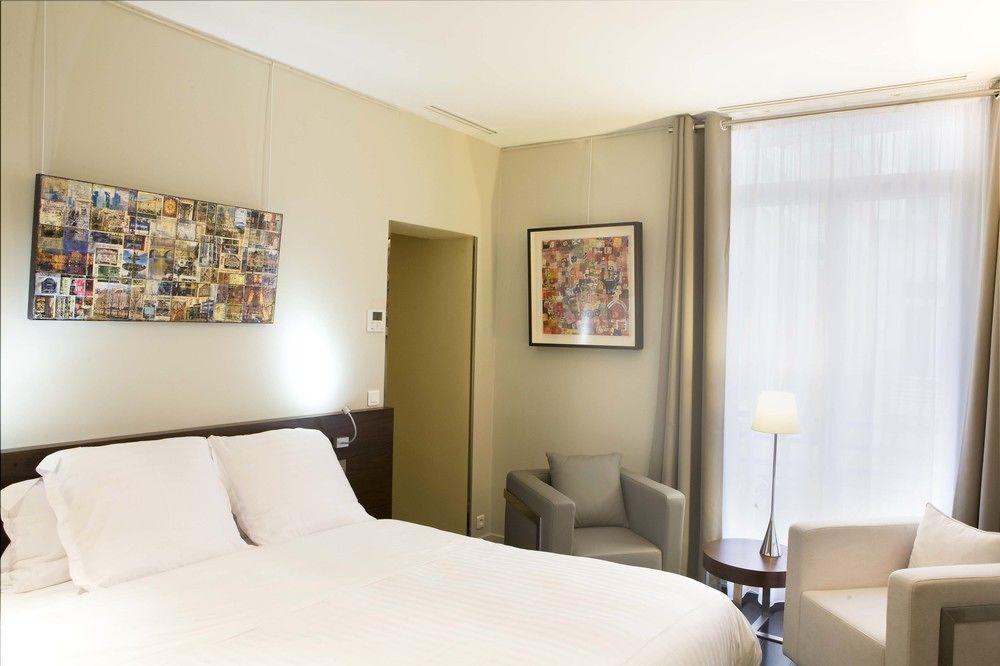 33 Marbeuf Aparthotel