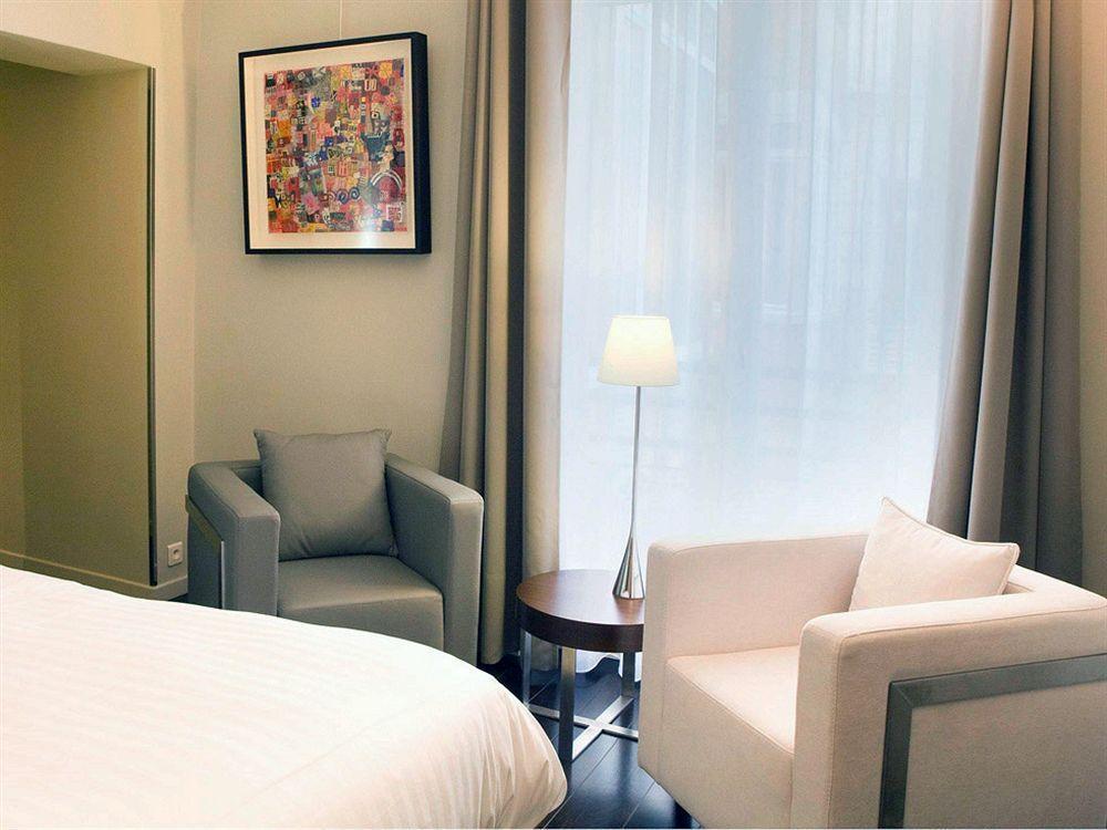 33 Marbeuf Aparthotel Paris