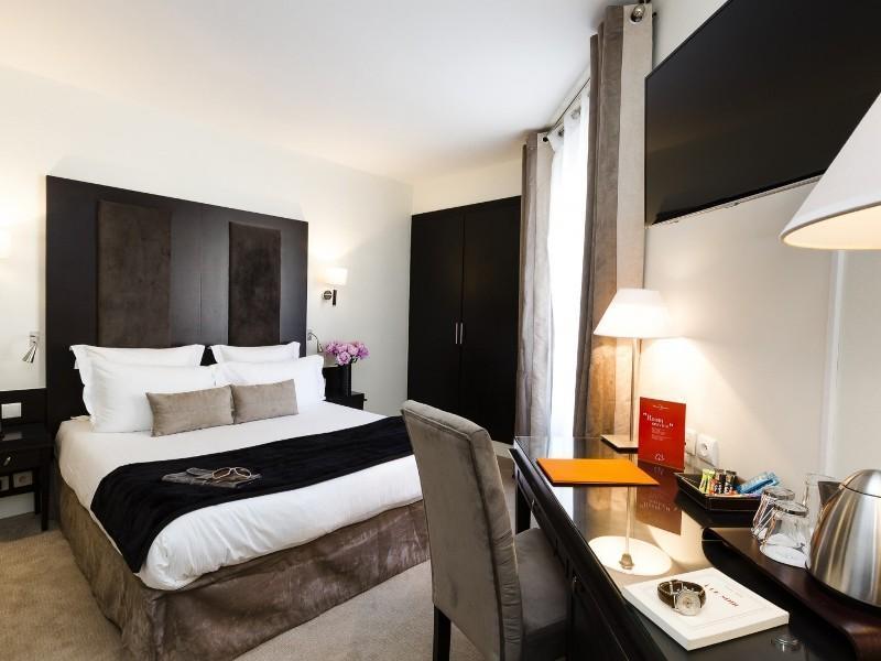 Hotel Elysees Bassano