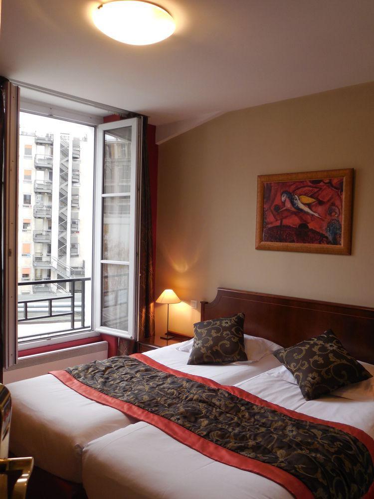 Cardinal Rive Gauche 3*
