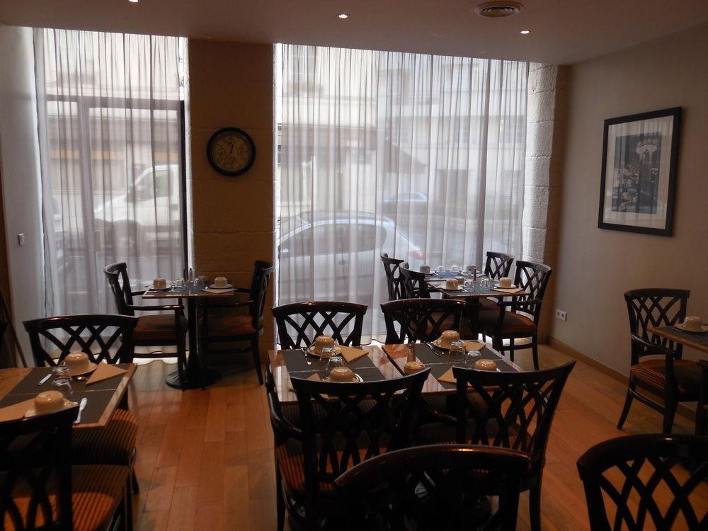 Cardinal Rive Gauche 3*