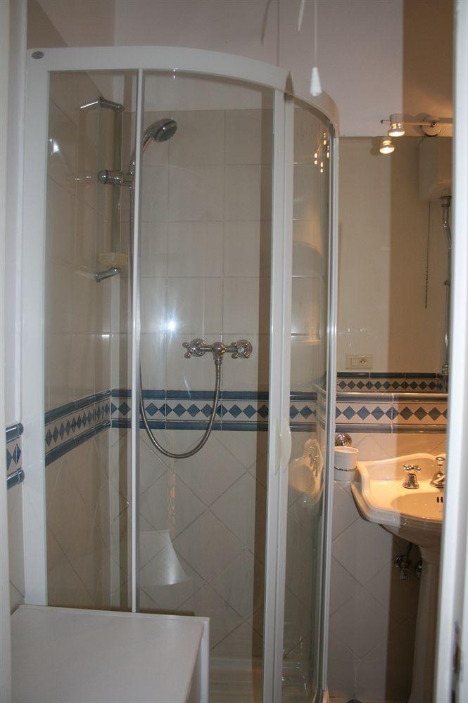 Mithouard Apartment Paris