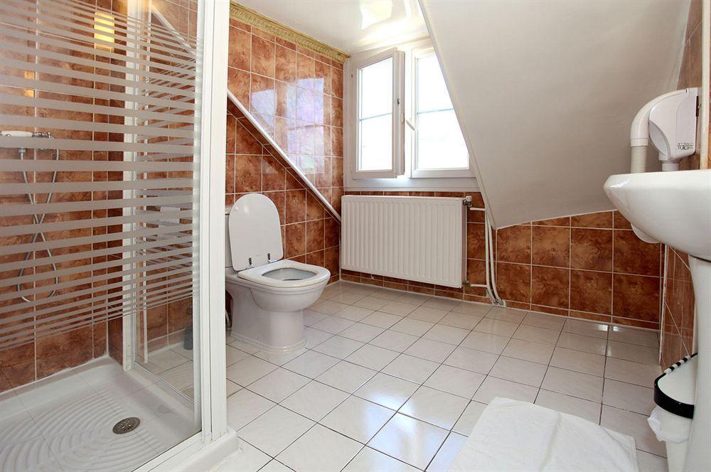 Pratic Hotel