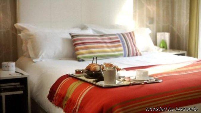 Le Placide Saint-germain Des Prés Hotel