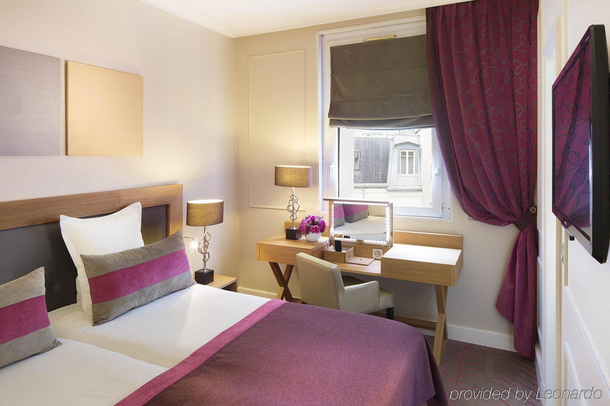 Galileo Champs Elysees Hotel 4*