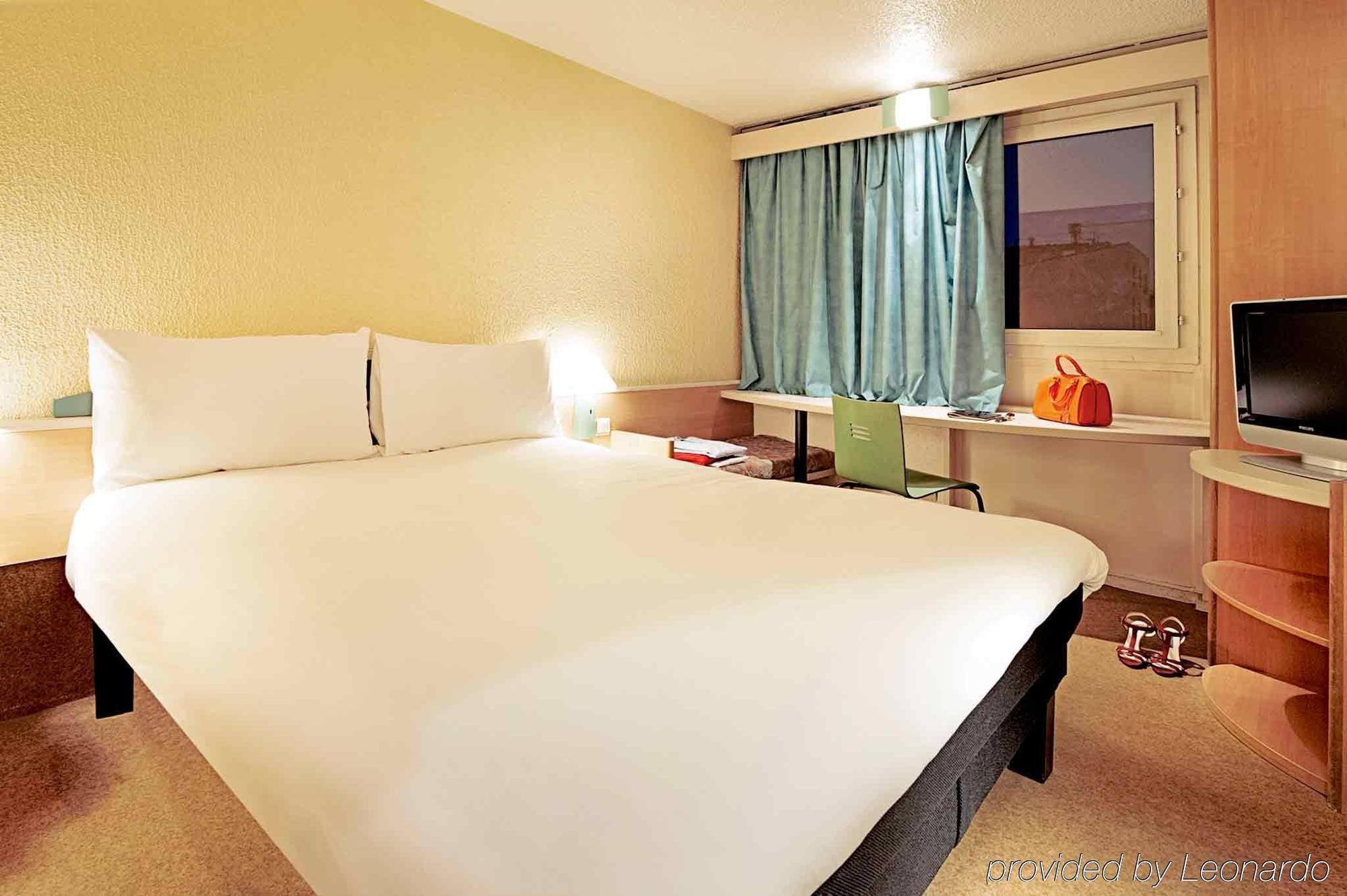Ibis Place D'italie 13eme Hotel
