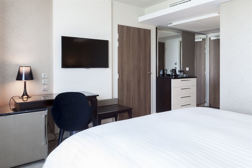 Ac Porte Maillot By Marriott Hotel 4*